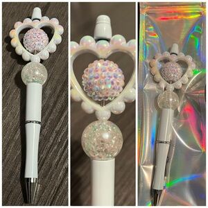 White heart beaded focal pen